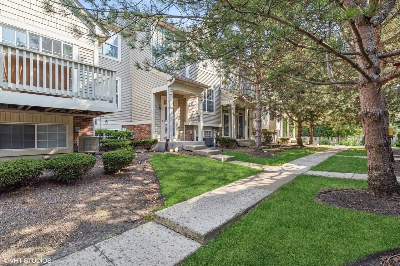 31663 Tallgrass Ct., Lakemoor, IL 60051