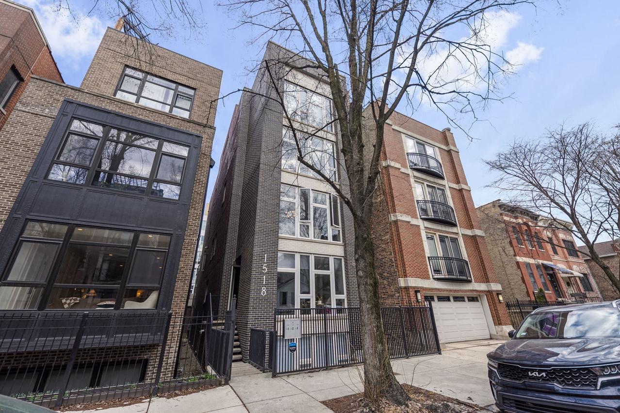 1518 W Thomas St. #2, Chicago, IL 60642