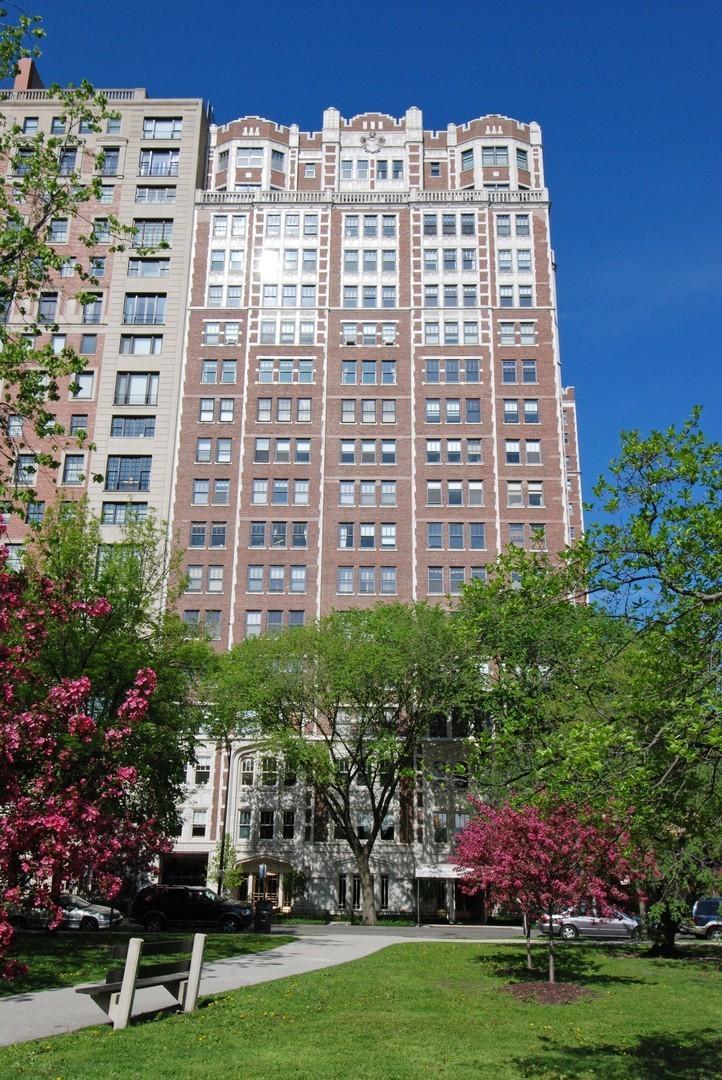 2440 N Lakeview Ave. #11E, Chicago, IL 60614