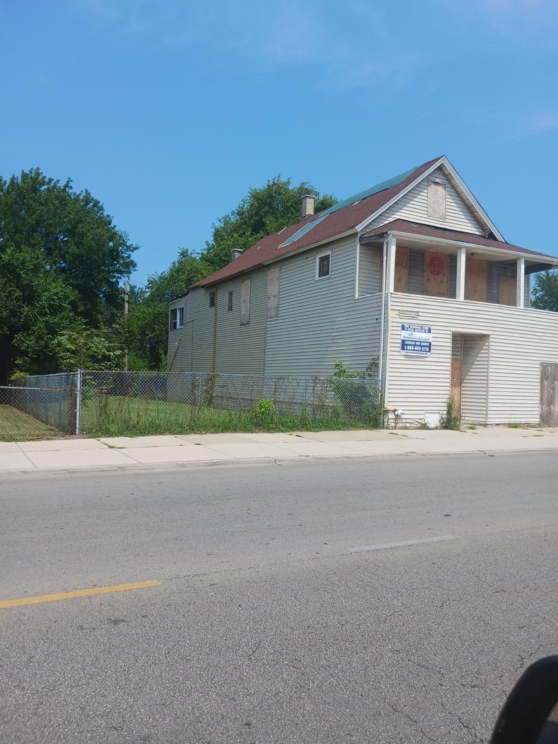 2856 E 79th St., Chicago, IL 60649