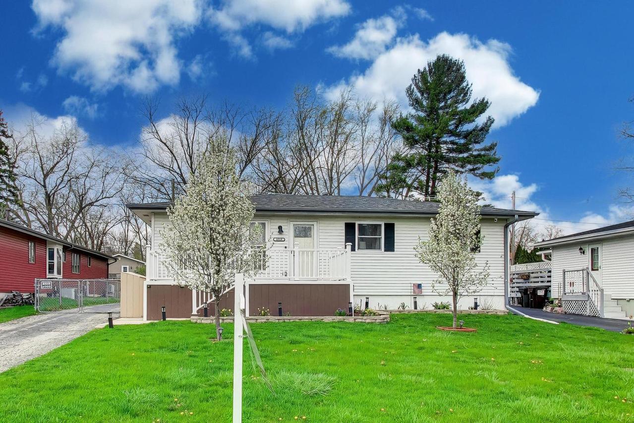 4318 Sioux Ln., Mchenry, IL 60050