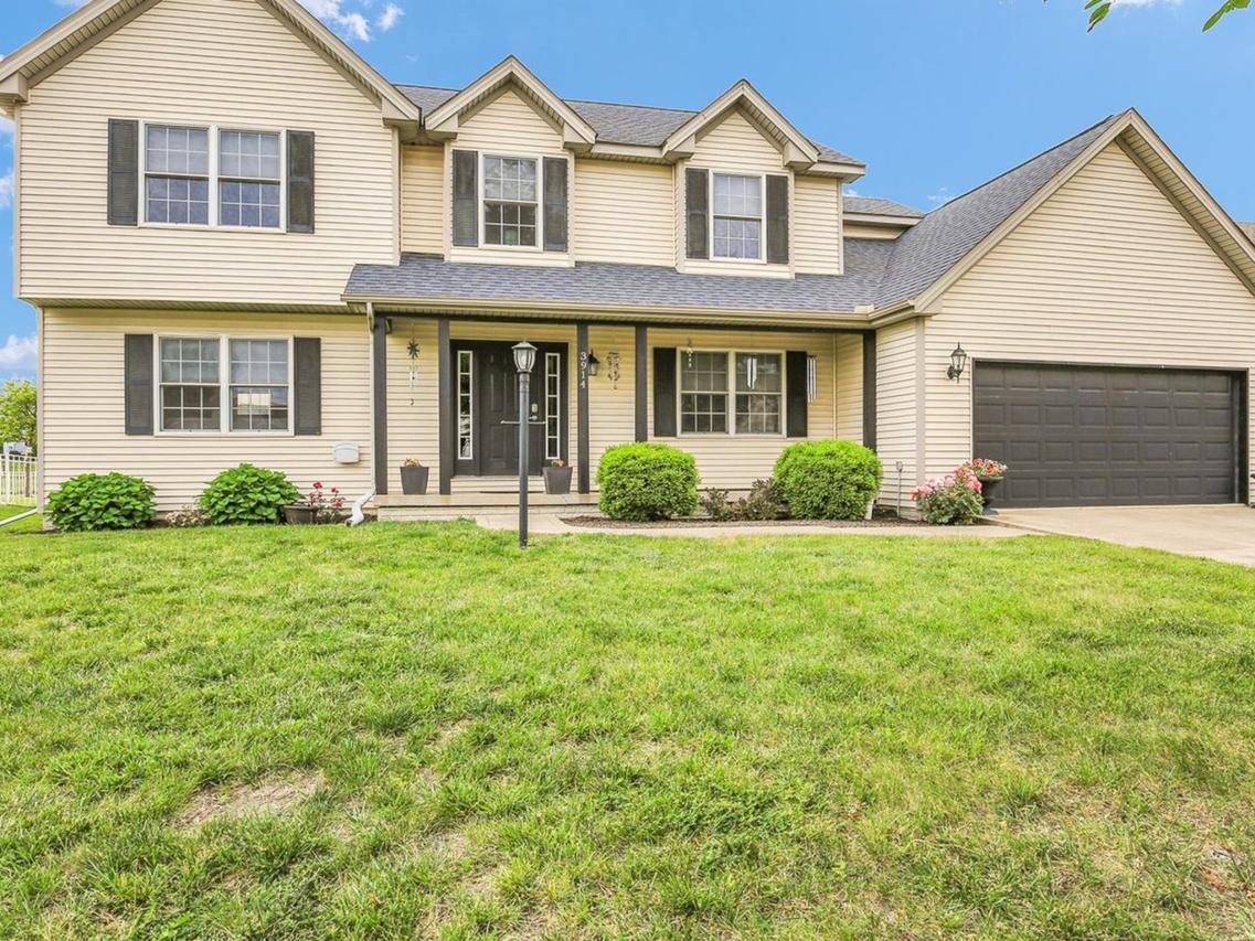 3914 Tallgrass Dr., Champaign, IL 61822