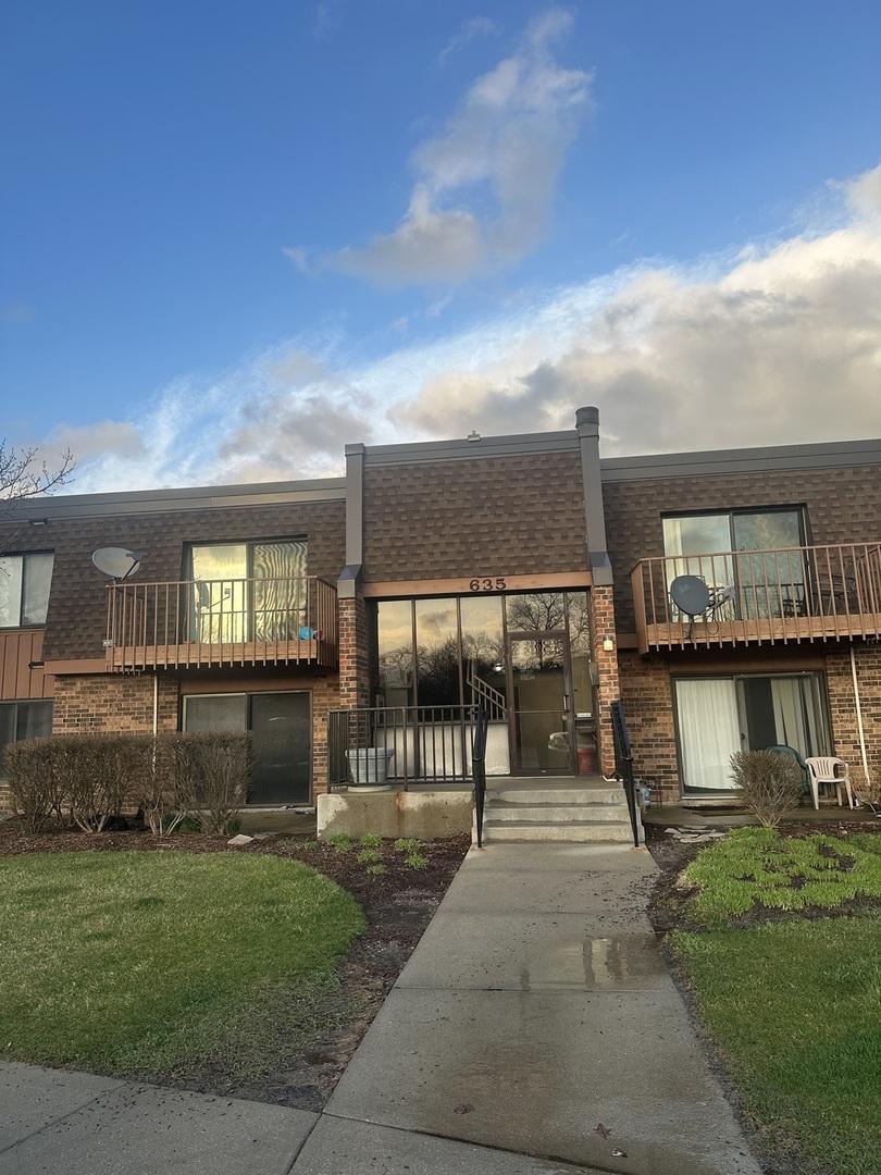 635 Limerick Ln. #1A, Schaumburg, IL 60193