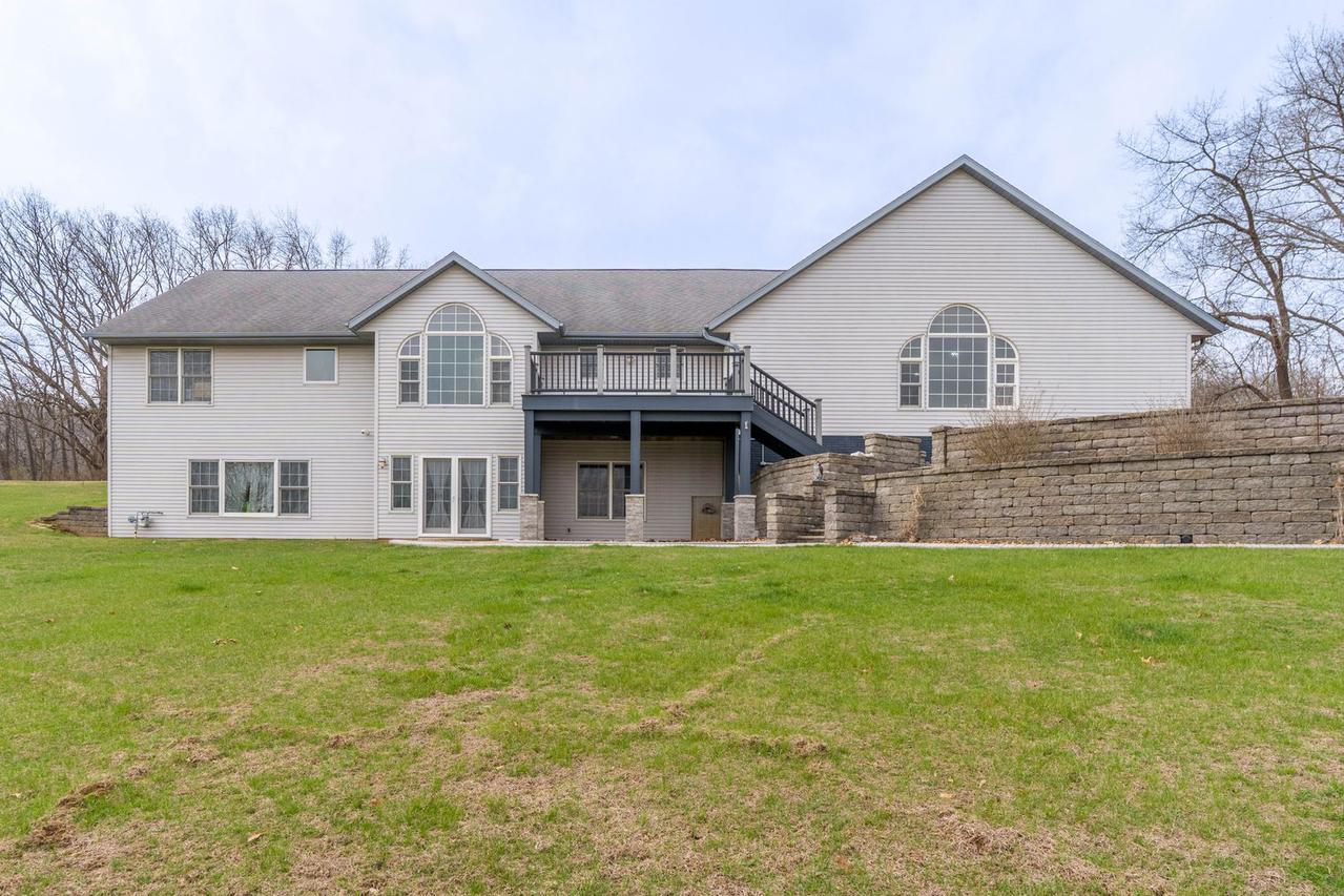 107 Lost Ln., Savanna, IL 61074