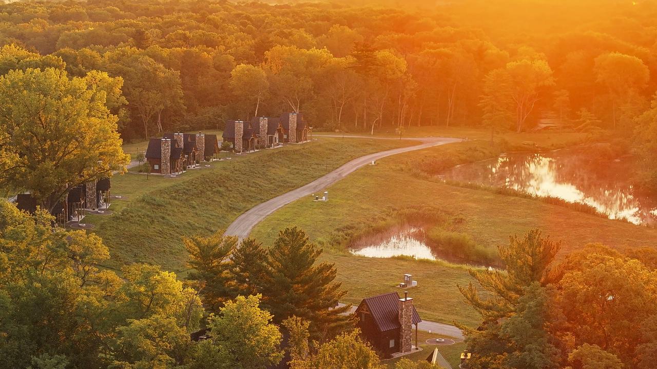 1667 Sherwood Rd., Dahinda, IL 61428