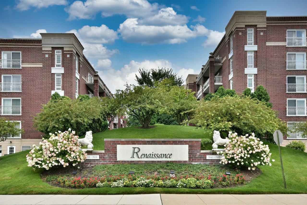 7081 W Touhy Ave. #606, Niles, IL 60714