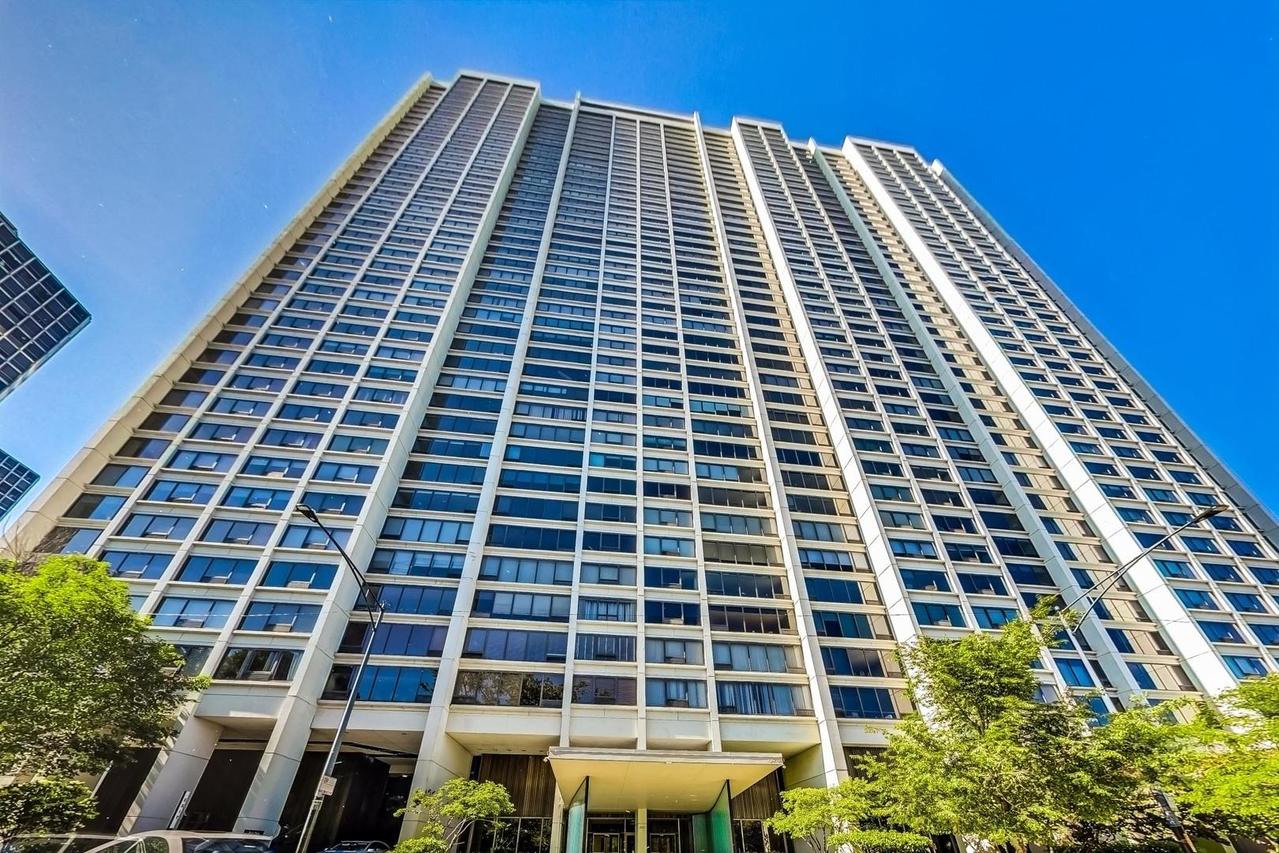 2800 N Lake Shore Dr. #414, Chicago, IL 60657
