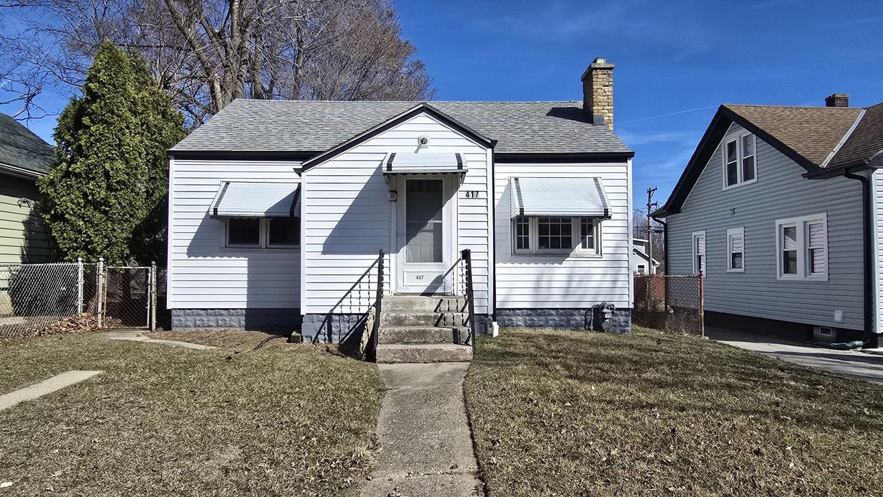 417 S Lewis Ave., Waukegan, IL 60085