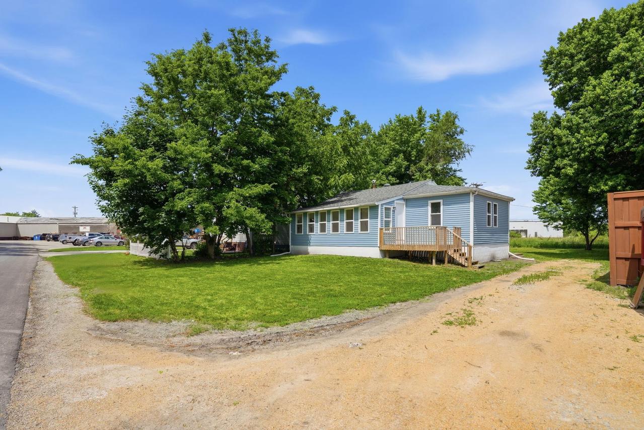 635 8th Ave., Milan, IL 61264