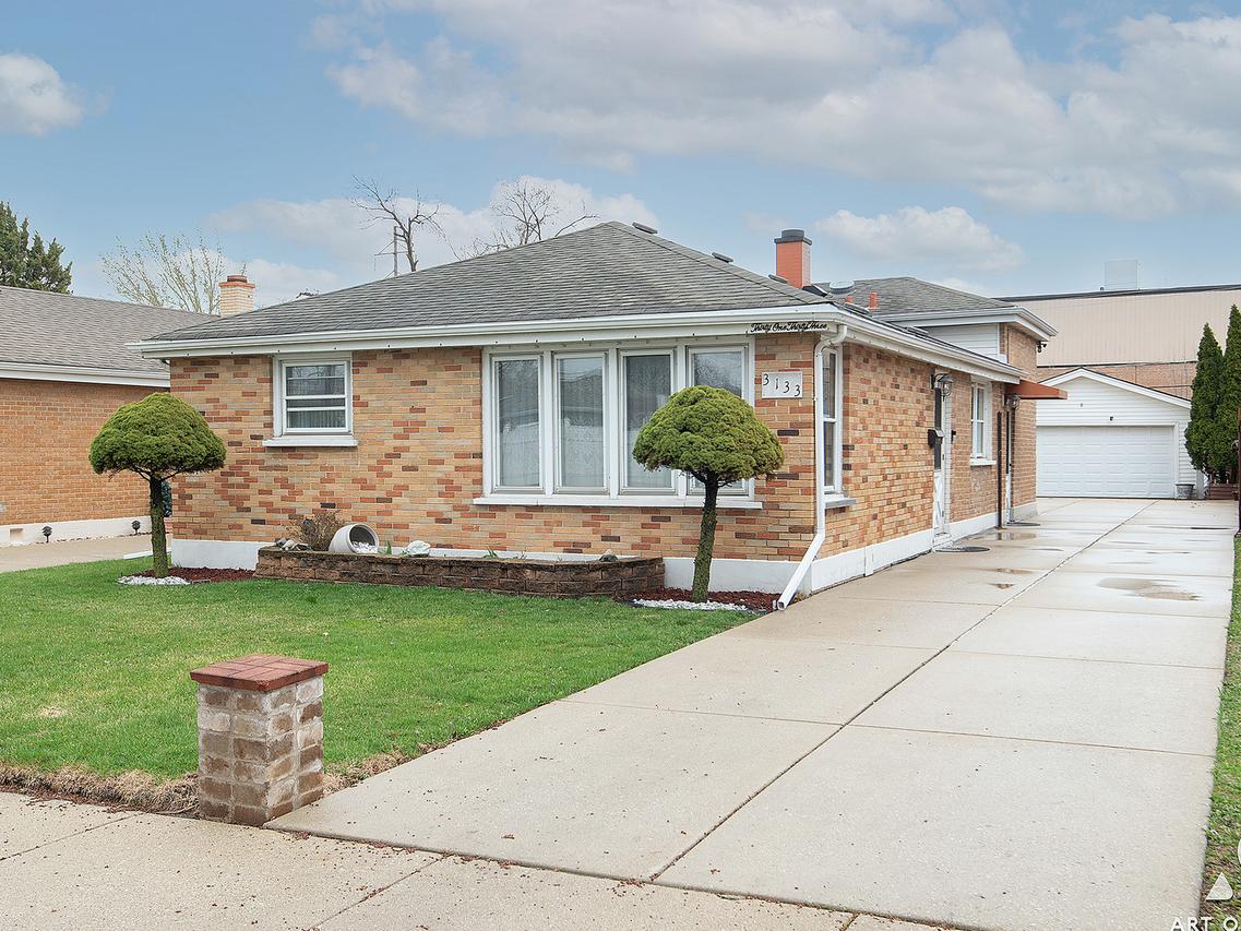 3133 N Lee St., Franklin Park, IL 60131