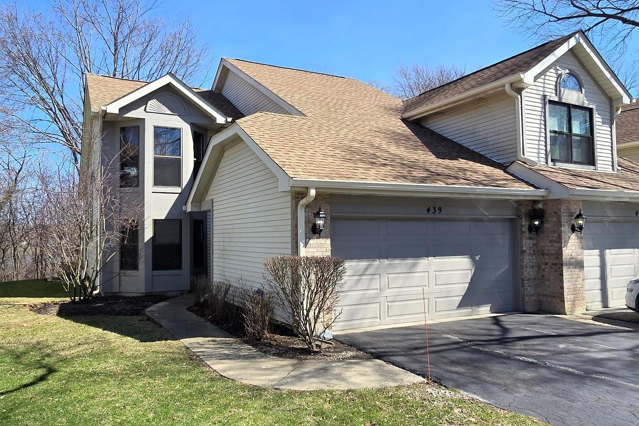 439 W Auburn Woods Ct., Palatine, IL 60067
