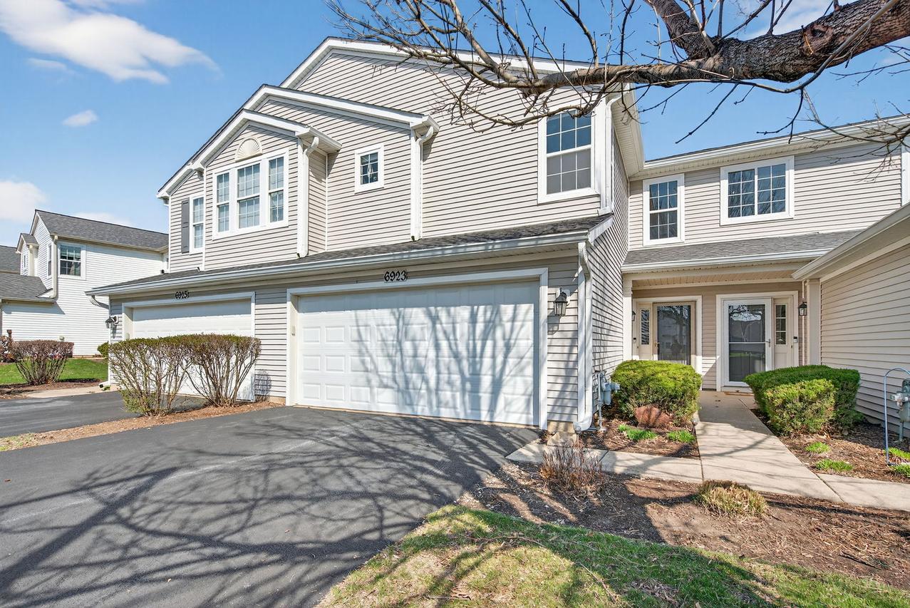 6923 Clearwater Dr. #CM04-2, Plainfield, IL 60586