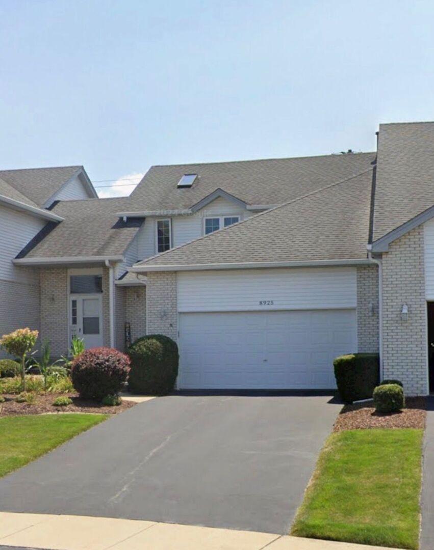 8925 Pheasant Lake Dr., Tinley Park, IL 60487