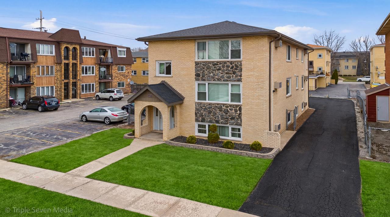 10301 Mcvicker Ave., Chicago Ridge, IL 60415