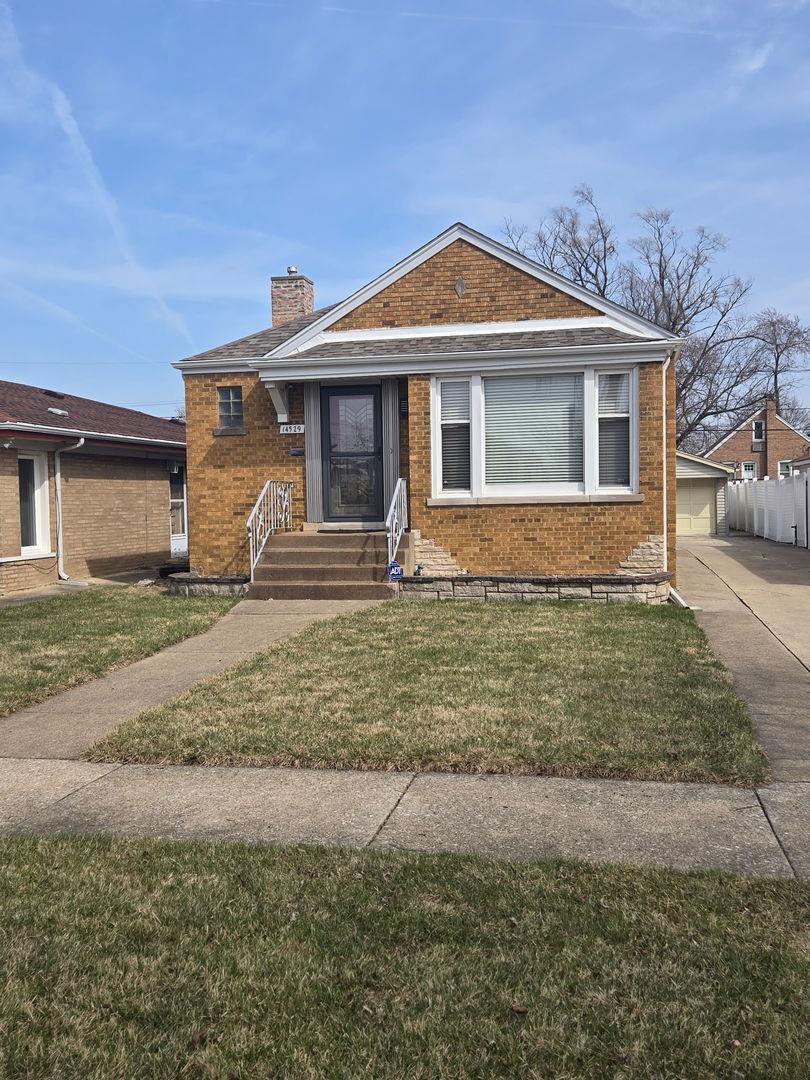 14529 S Emerald Ave., Riverdale, IL 60827