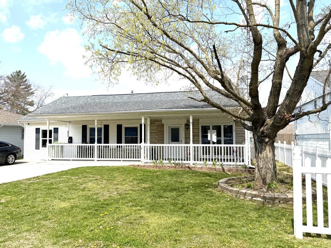 1444 E 4th St., Centralia, IL 62801