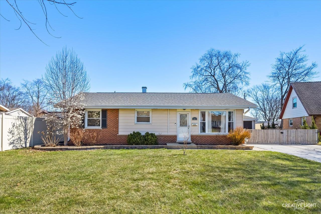 13017 Park Ct., Crestwood, IL 60418