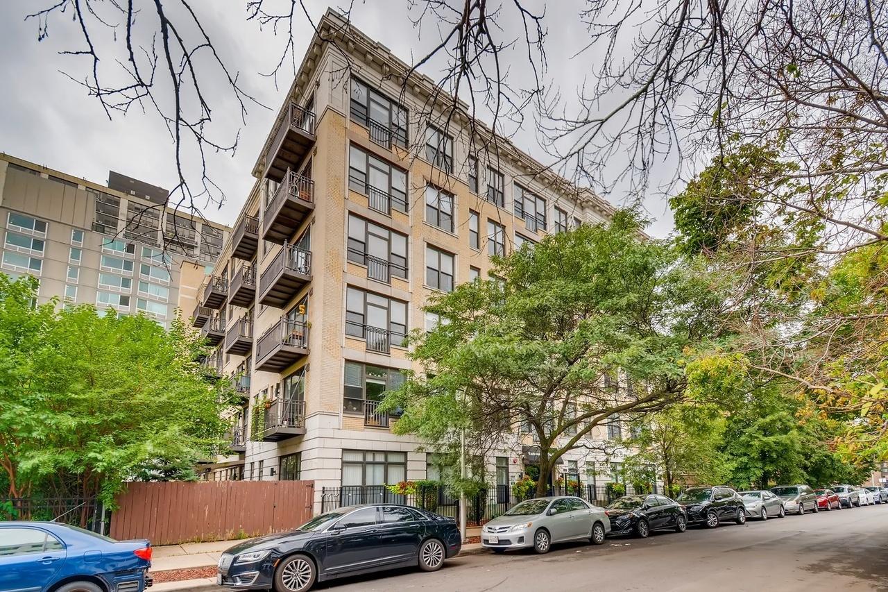 811 W Eastwood Ave. #107, Chicago, IL 60640