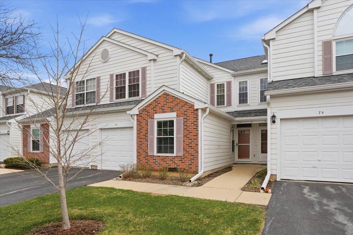 7 Adams Ct. #A, Streamwood, IL 60107