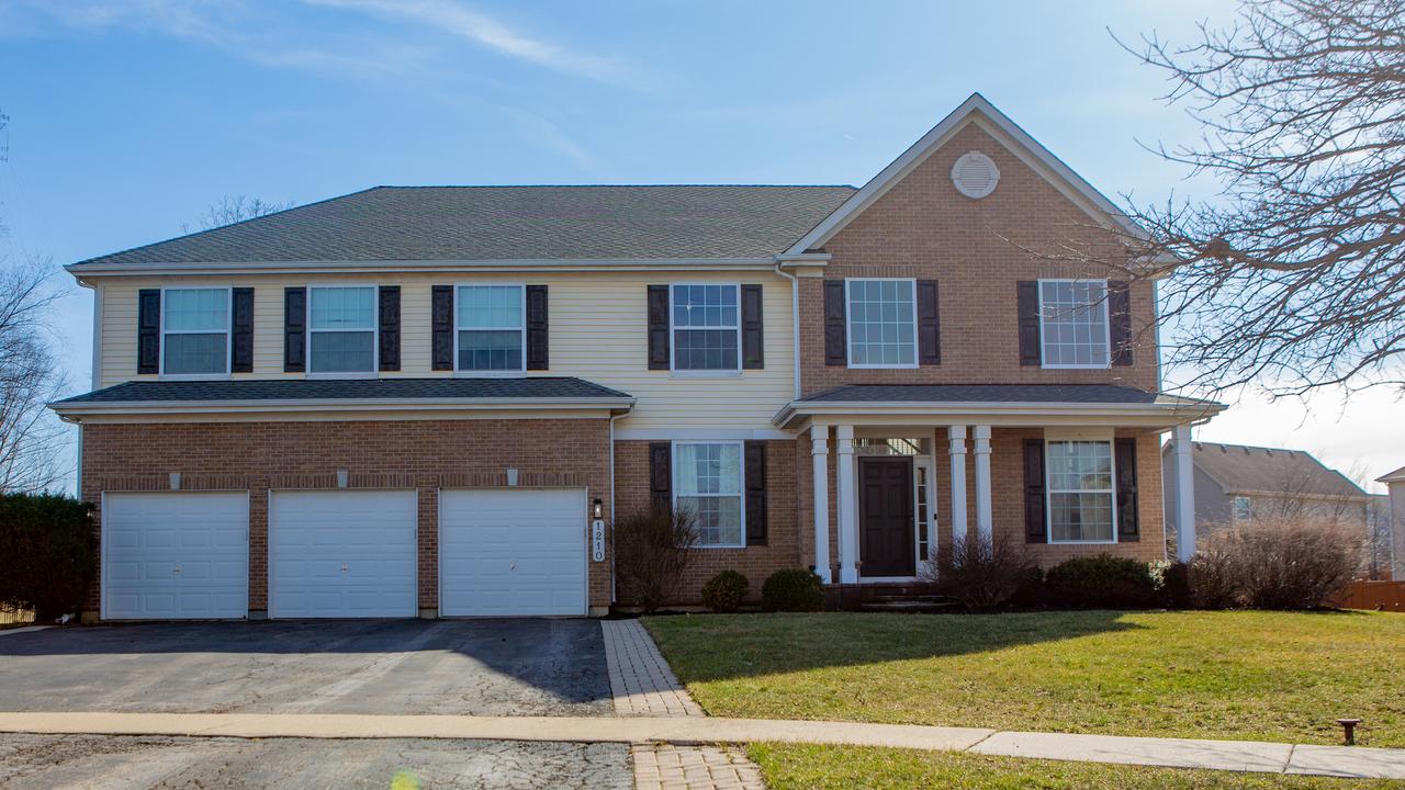 1210 Tulip Tree Ct., Lake Villa, IL 60046