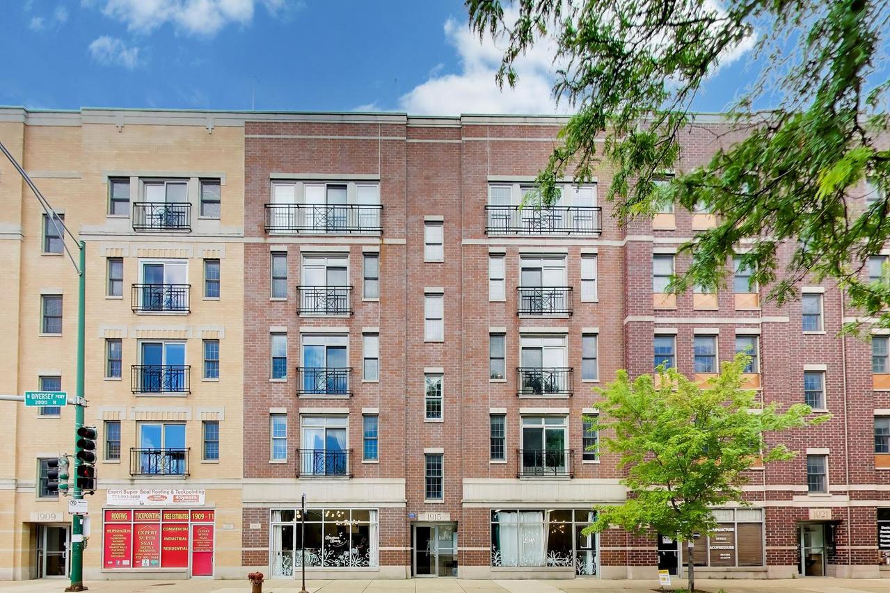 1915 W Diversey Pkwy. #302, Chicago, IL 60614