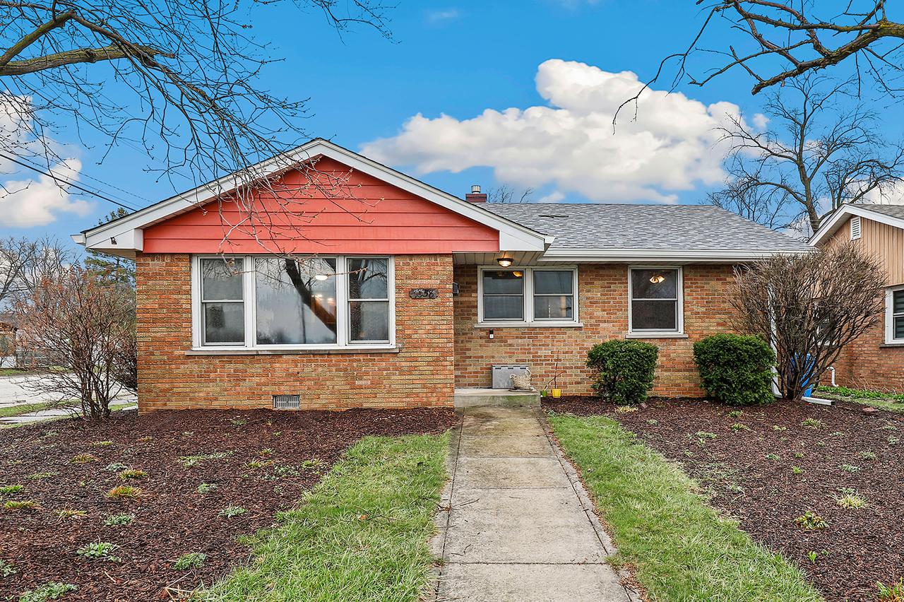 7358 W 115th St., Worth, IL 60482