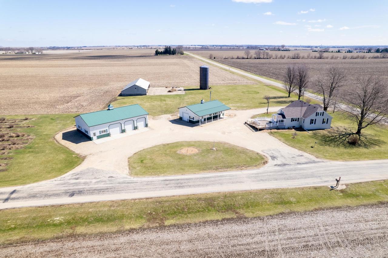3405 S White Rock Rd., Rochelle, IL 61068