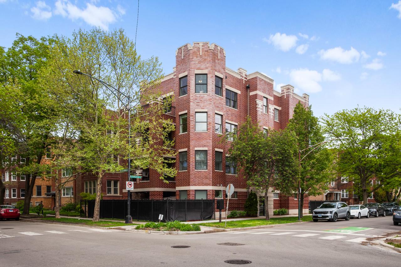 2752 W Argyle St. #3, Chicago, IL 60625