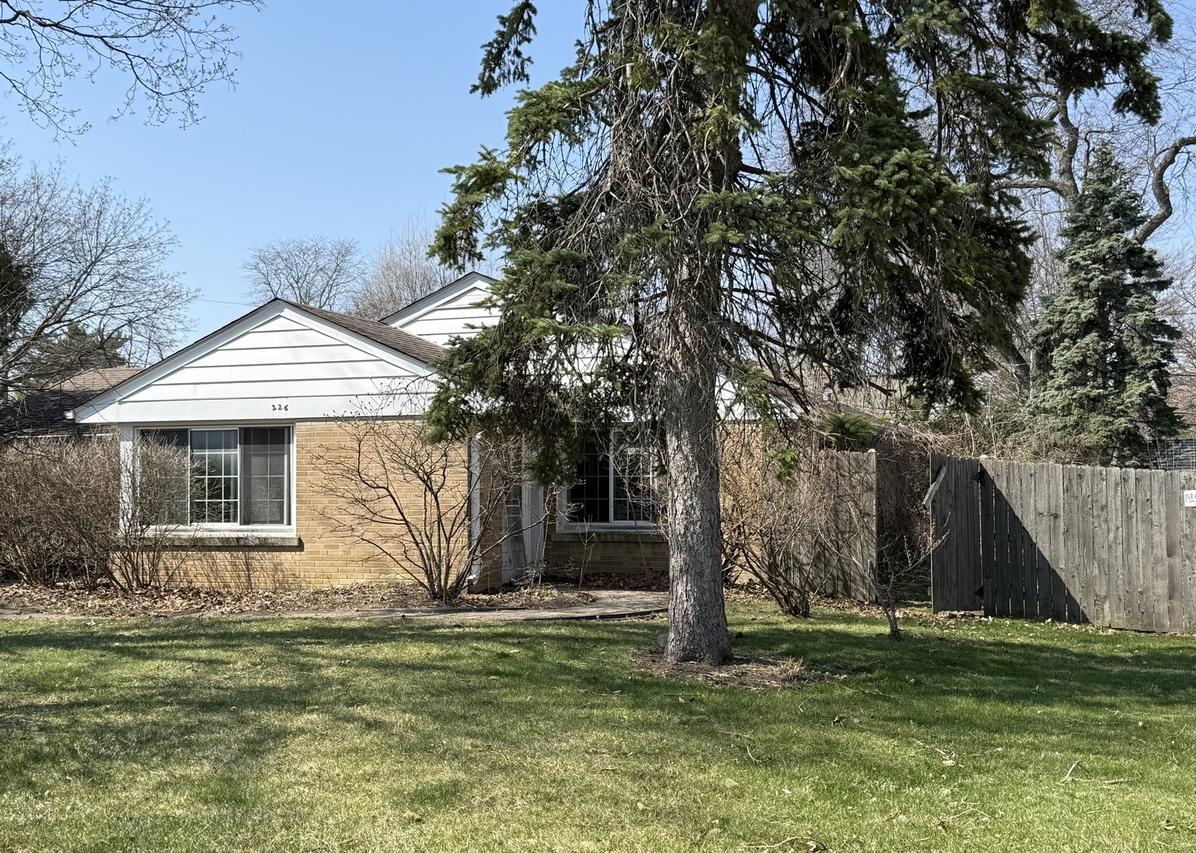 226 S Plum Grove Rd., Palatine, IL 60067