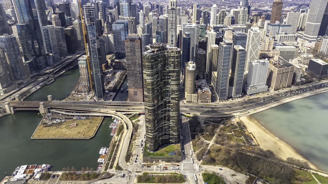 505 N Lake Shore Dr. #2404, Chicago, IL 60611