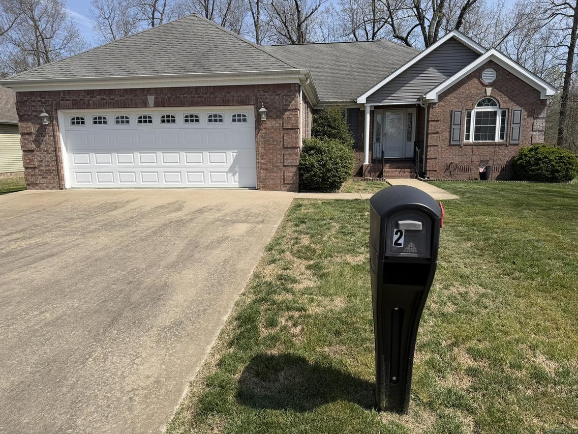 2 Dove Ln., Metropolis, IL 62960