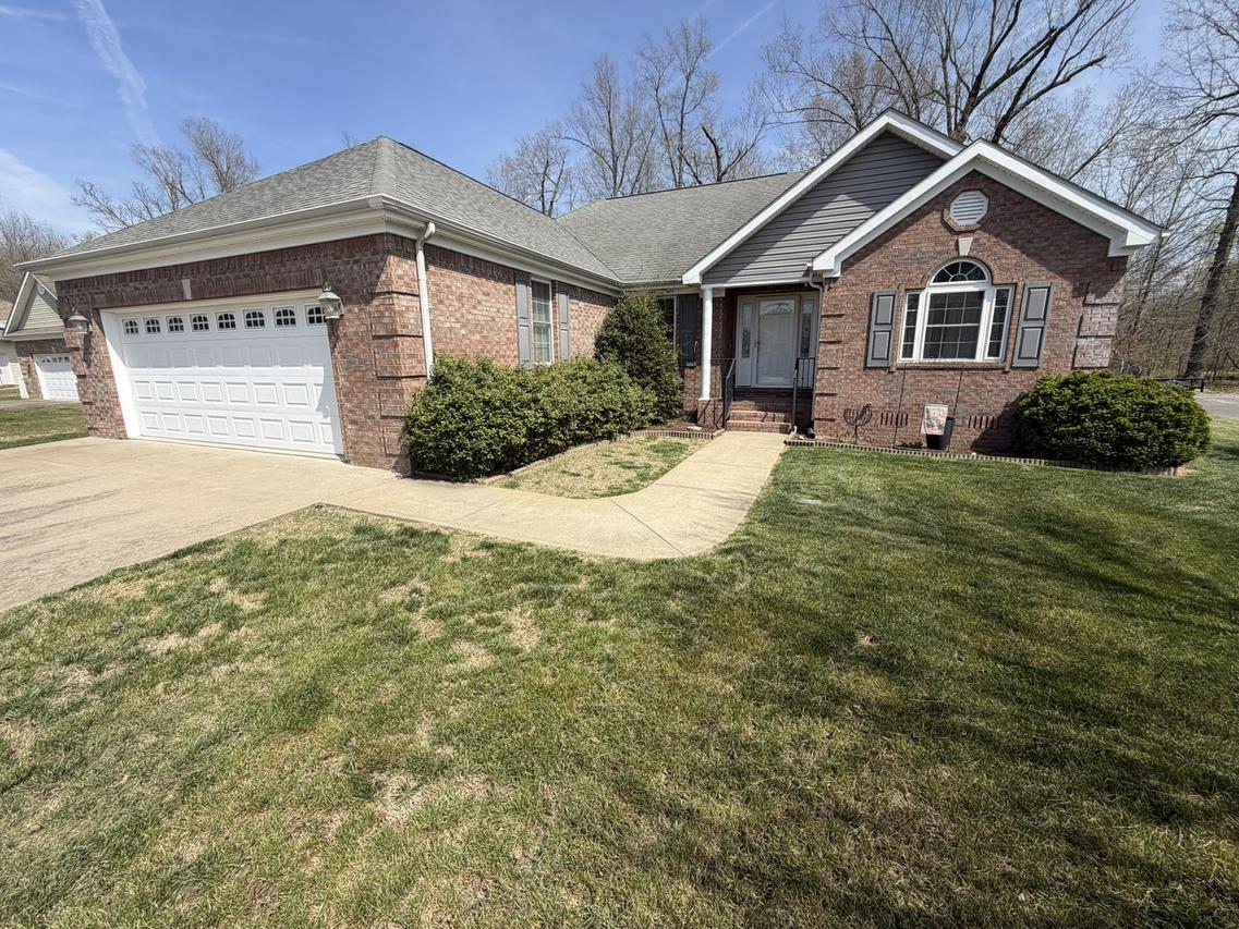 2 Dove Ln., Metropolis, IL 62960