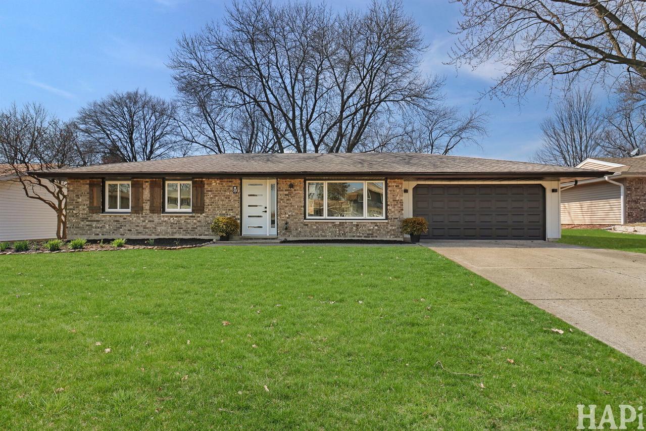 308 Wianno Ln., Schaumburg, IL 60194