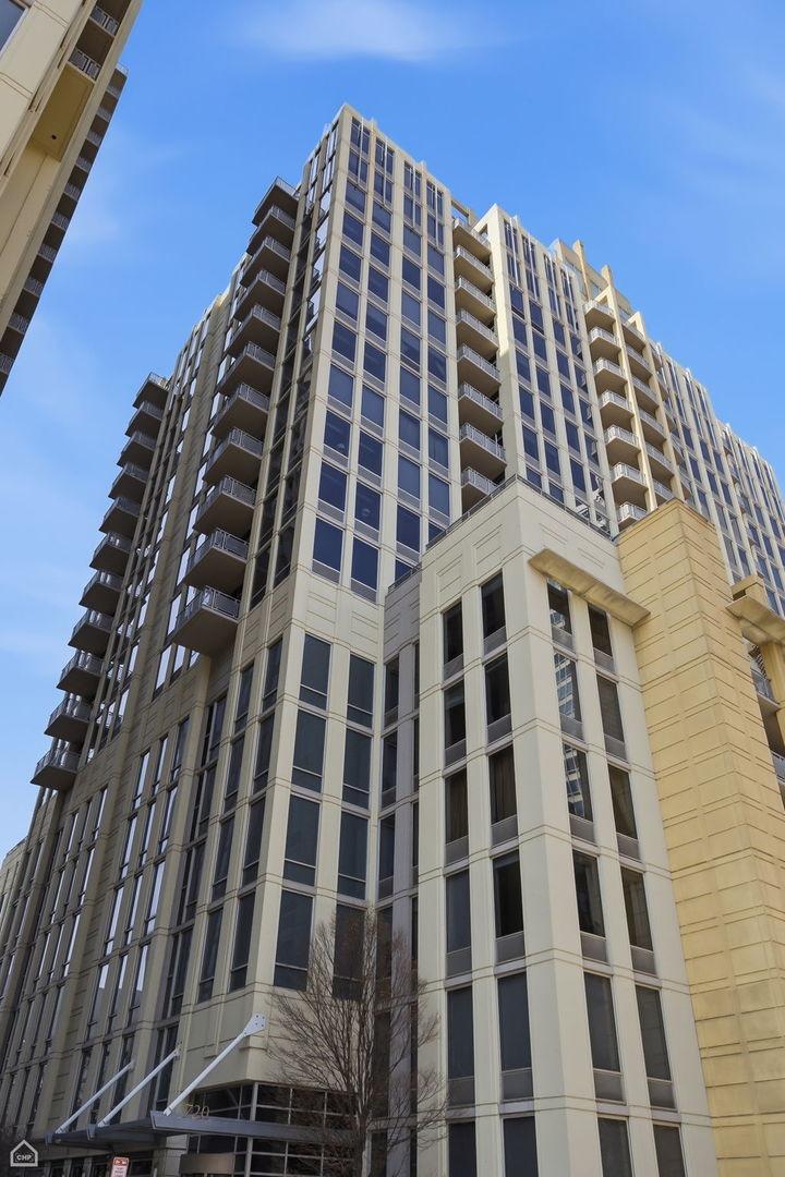 720 N Larrabee St. #1206, Chicago, IL 60610