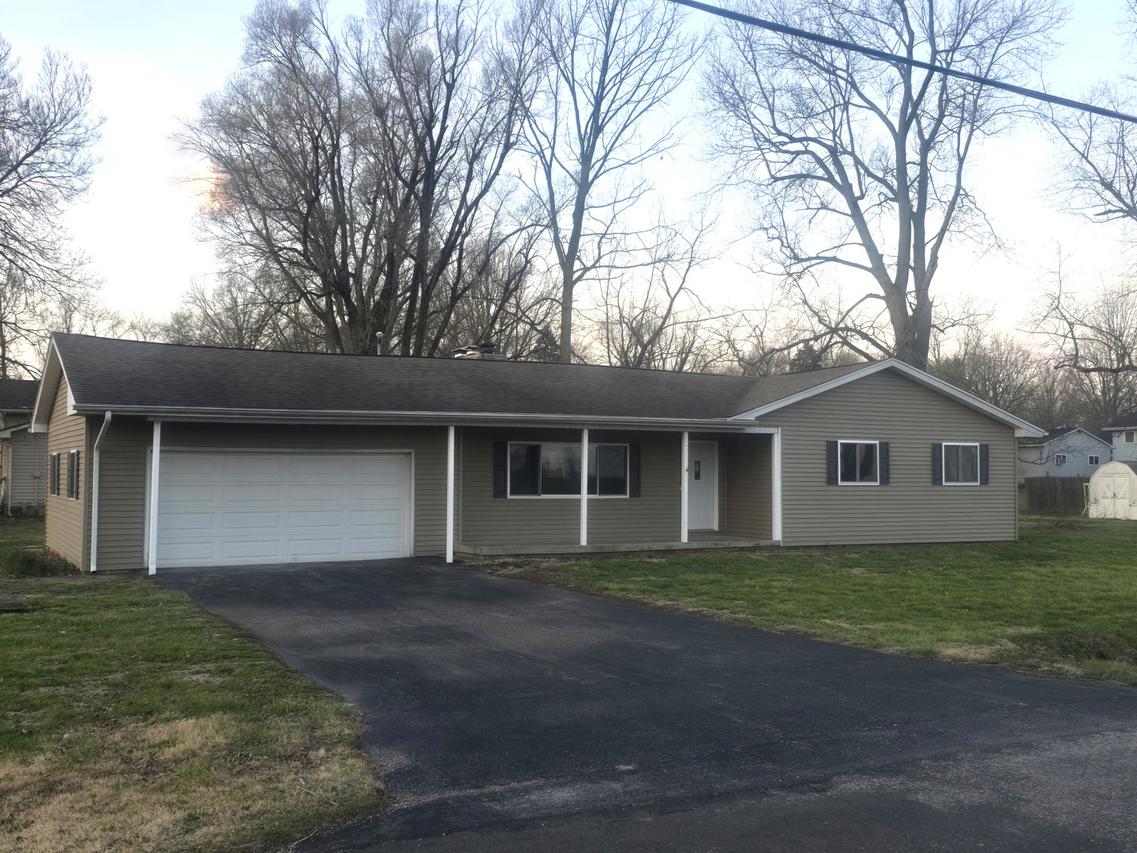 1505 W Ash Ave., Decatur, IL 62526