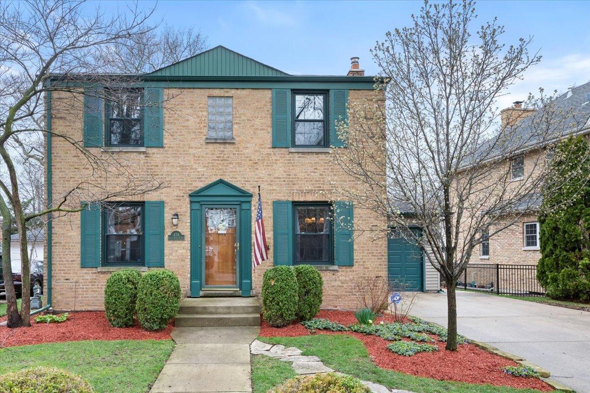 424 S Home Ave., Park Ridge, IL 60068