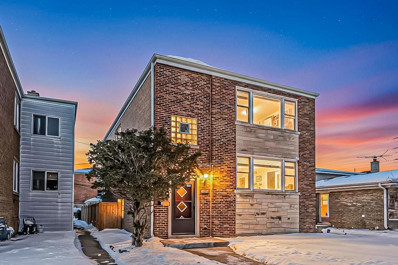 5032 Crain St., Skokie, IL 60077