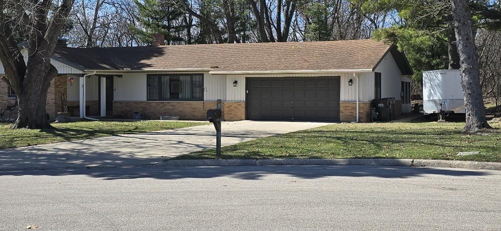 205 N Dale Ave., Mchenry, IL 60050