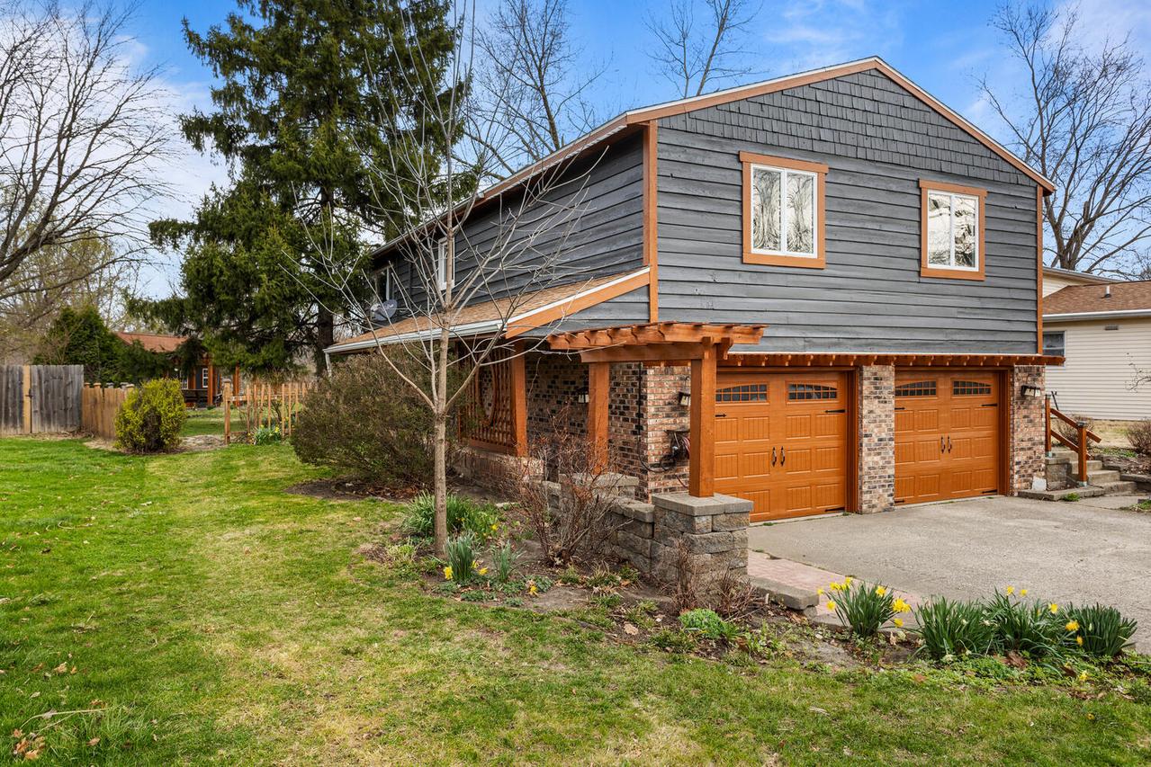 2506 Brett Dr., Champaign, IL 61821