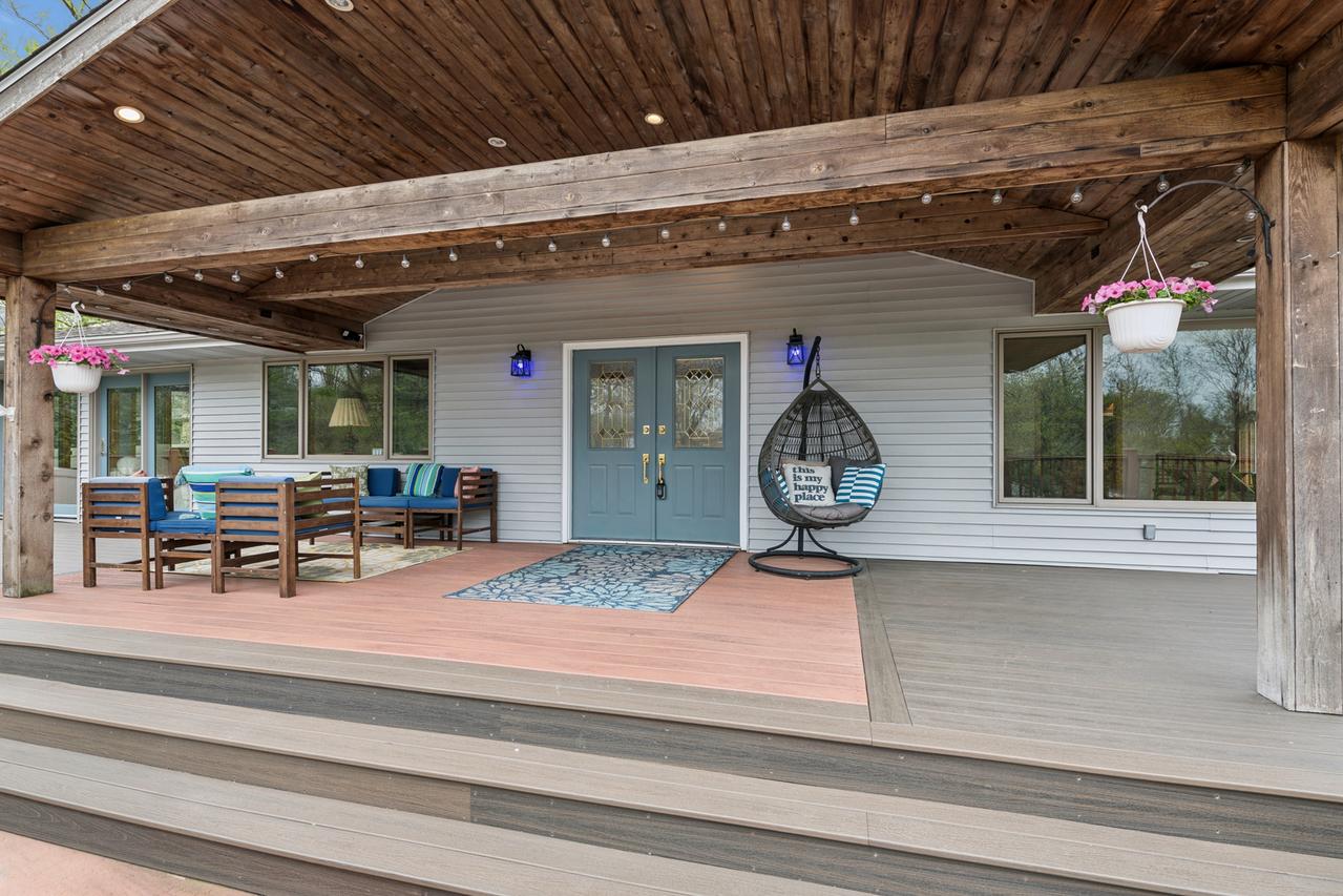 245 W Circle Dr., New Lenox, IL 60451