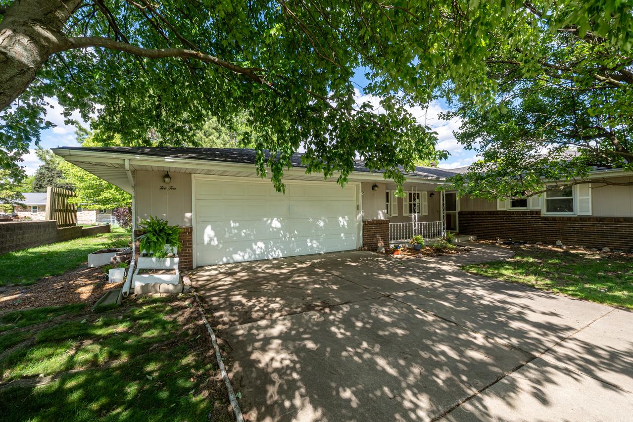 210 Riss Dr., Normal, IL 61761