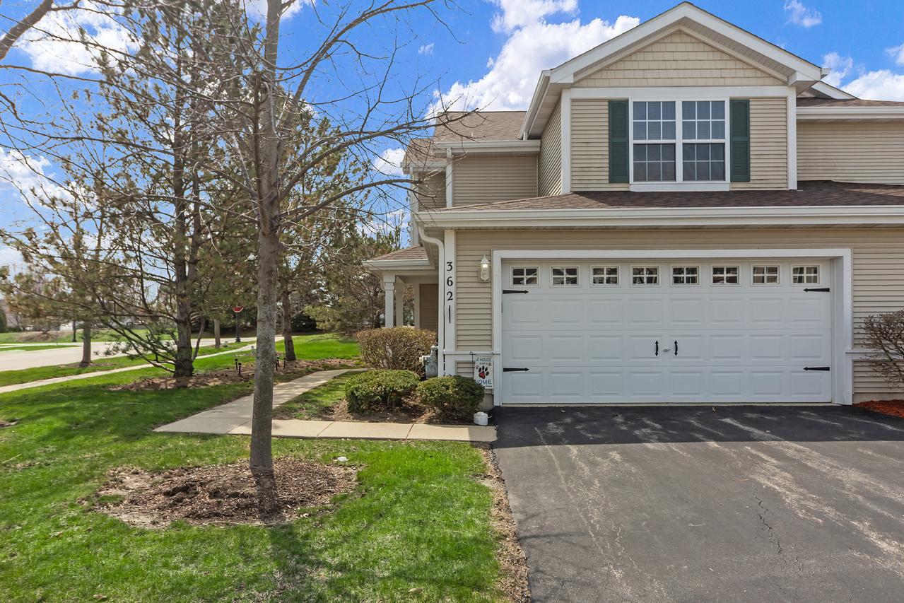 362 N Keswick Cir., Round Lake, IL 60073
