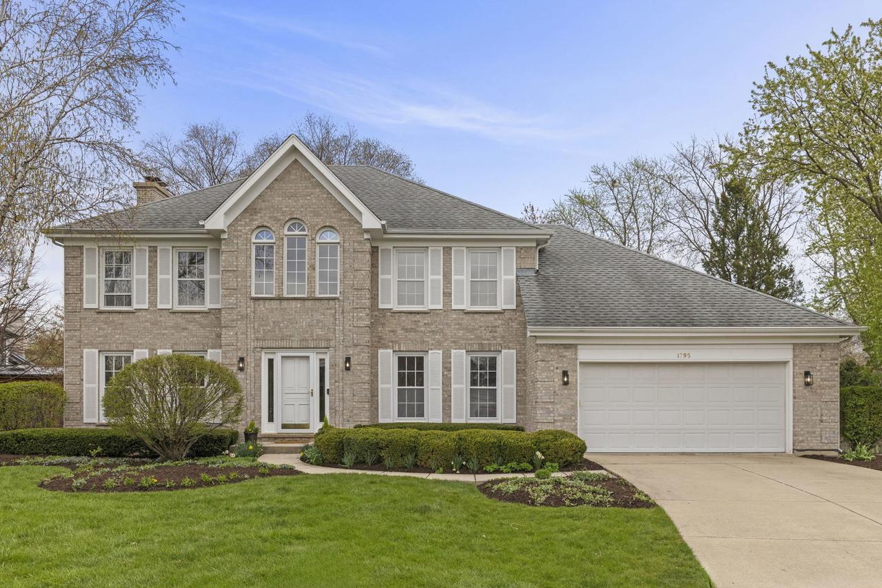1795 Whitt Ct., Wheaton, IL 60189