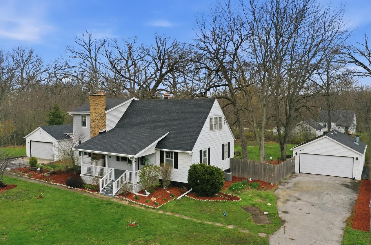 23045 Lahon Rd., Steger, IL 60475