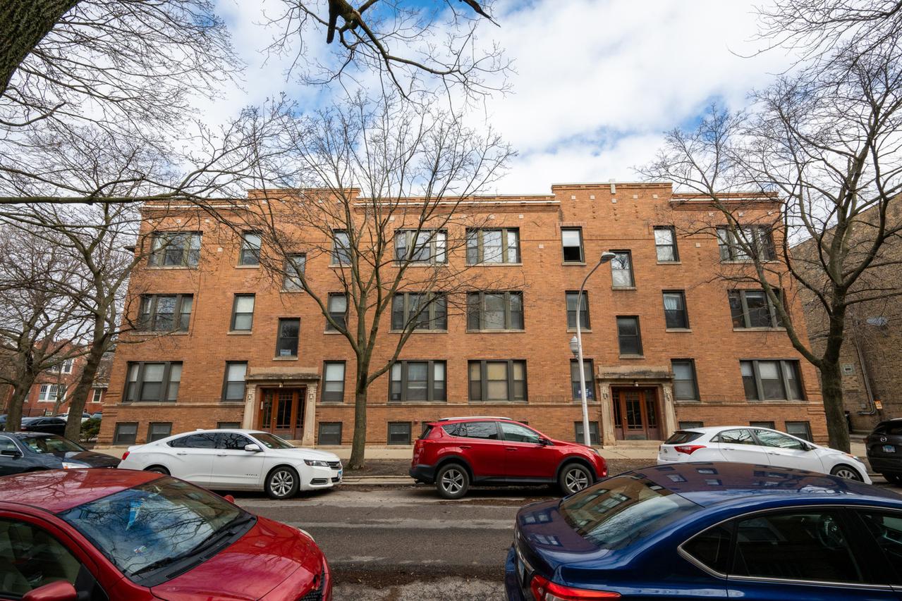 3052 W Sunnyside Ave. #3, Chicago, IL 60625