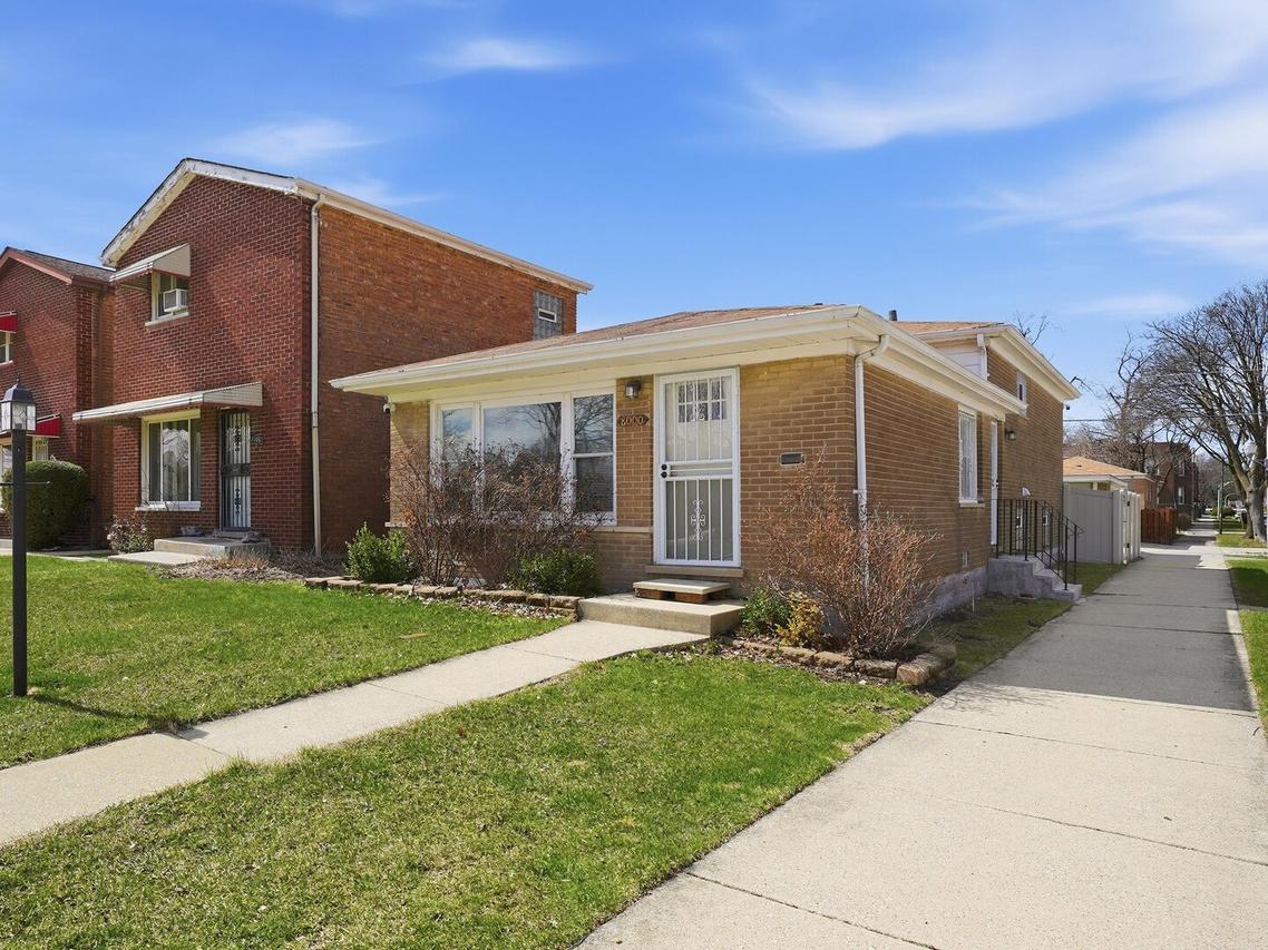 8000 S Wentworth Ave., Chicago, IL 60620
