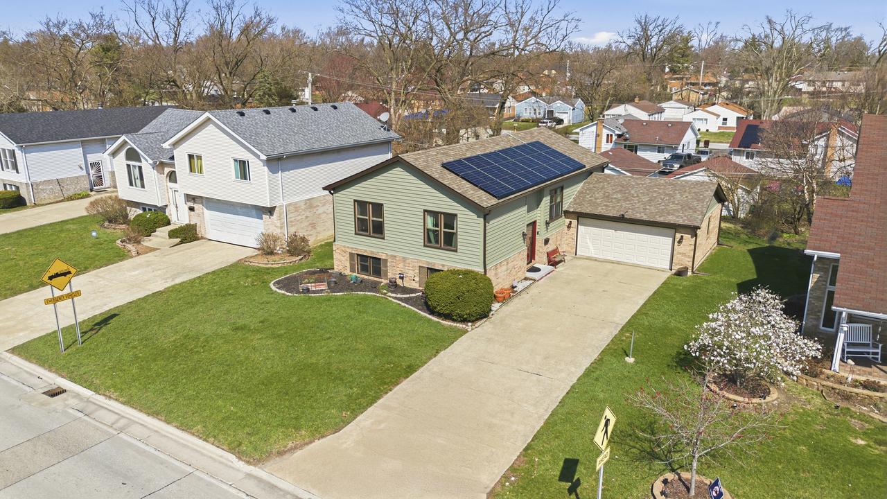 2810 175th St., Hazel Crest, IL 60429