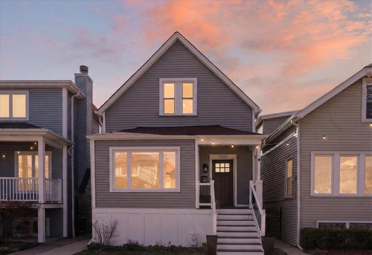3426 N Albany Ave., Chicago, IL 60618