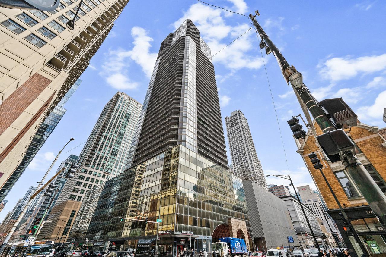 10 E Ontario St. #3702, Chicago, IL 60611