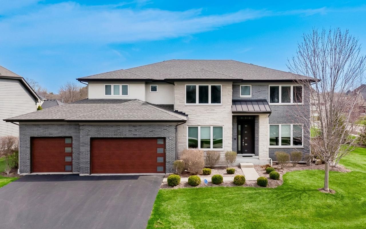 32 N Acacia Dr., Hawthorn Woods, IL 60047